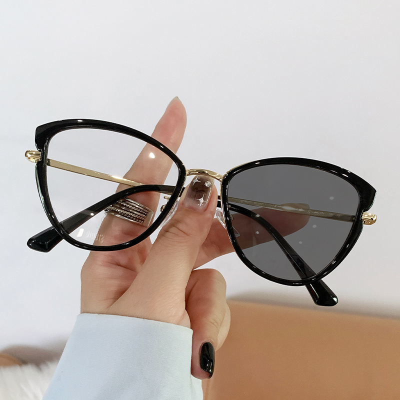 Stylish and simple glasses - E - Women Formal Wear Options incelemesi ve fiyatı