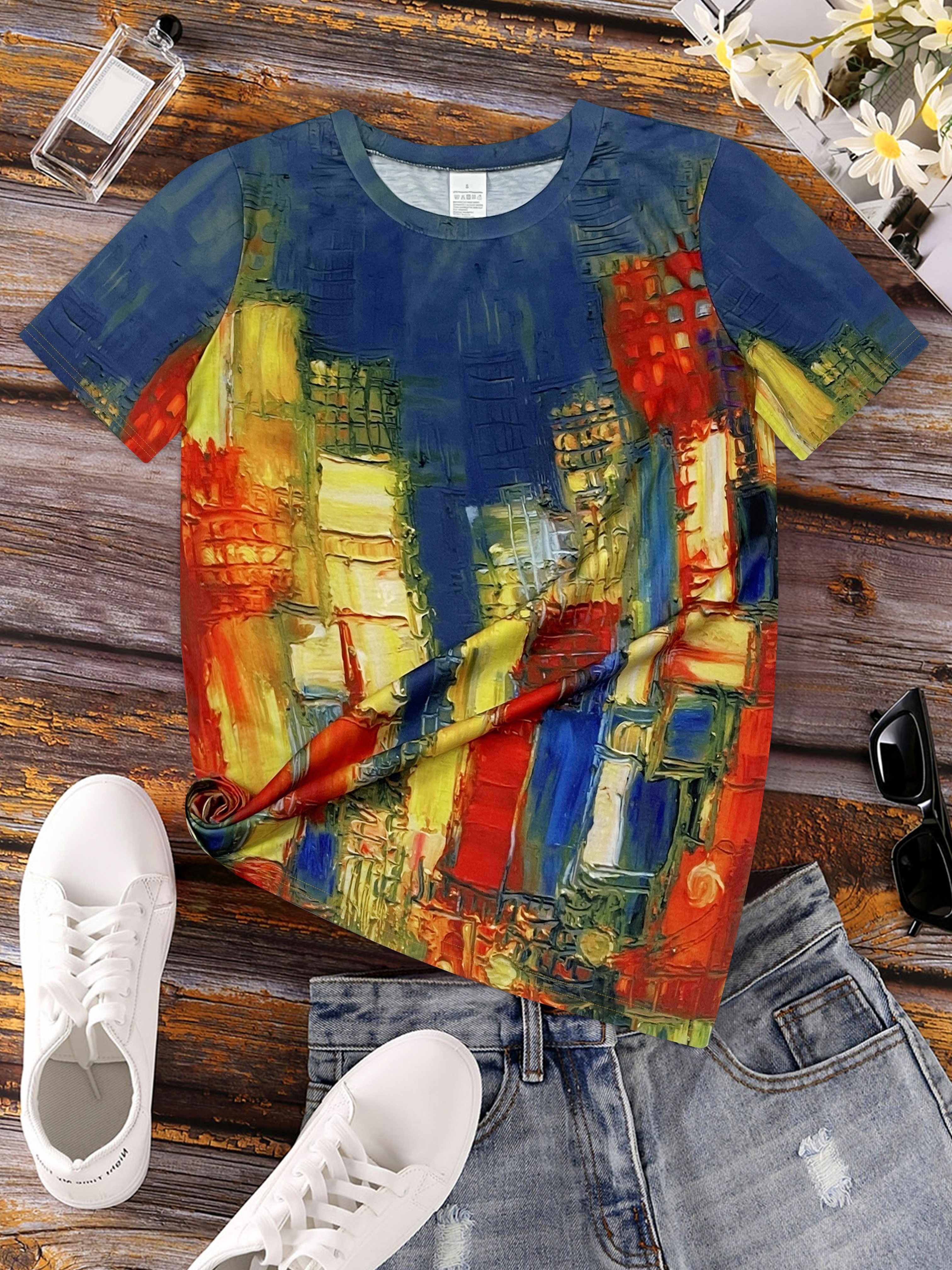 Vibrant Cityscape Women's Tee  - Women'S Formal Evening Wear Tops incelemesi ve fiyatı